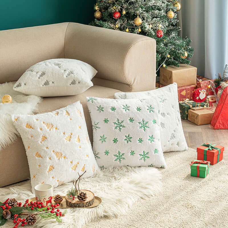 https://www.elegantliving.org.uk/products/christmas-tree-embroidery-pillow-cover-plush-snowflake?_pos=1&_sid=d5e3f52f0&_ss=r