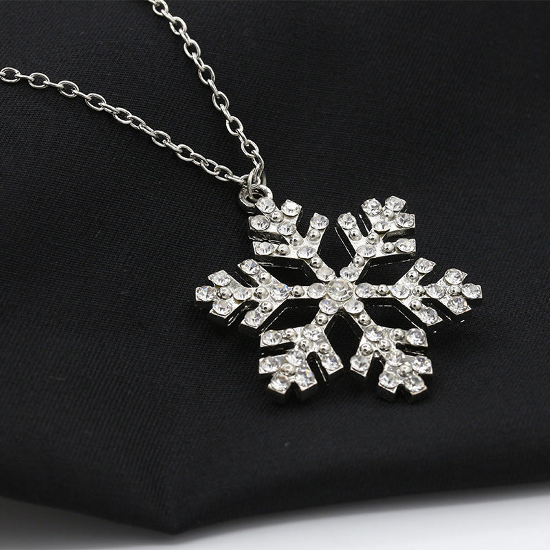 https://www.elegantliving.org.uk/products/fashion-diamond-crystal-snowflake-pendant-necklace?_pos=1&_sid=497139fef&_ss=r