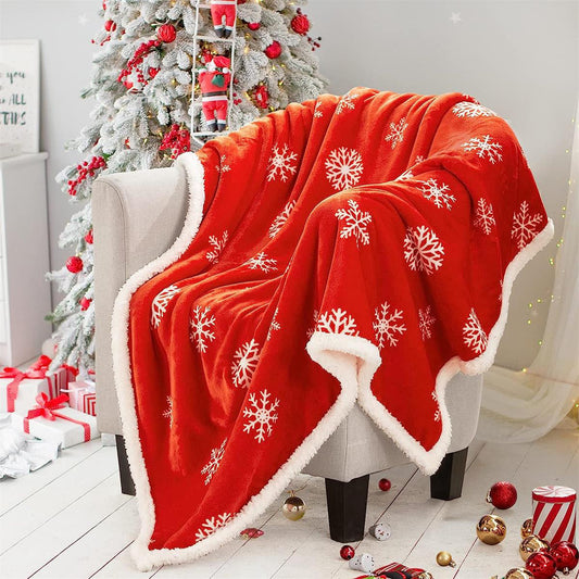 https://www.elegantliving.org.uk/products/christmas-printing-double-layer-thickened-fleece-cover-blanket?_pos=1&_sid=86f152df3&_ss=r